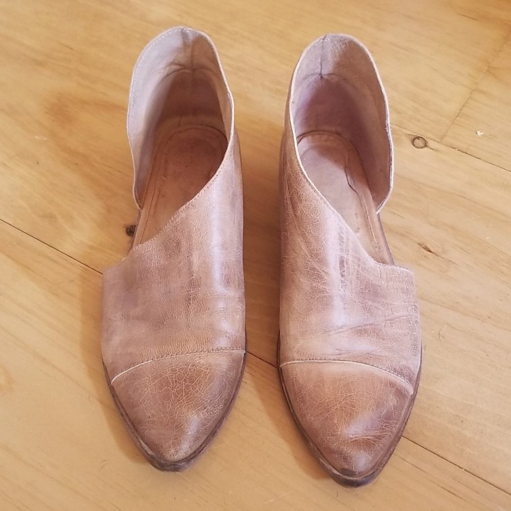 Free People Royale Leather D’Orsay Flat Shoes Pointed Toe Tan Brown size 39